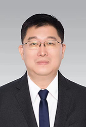 冯君成  市政府党组成员、副市长