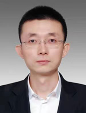 李洋 市政府党组成员、副市长
